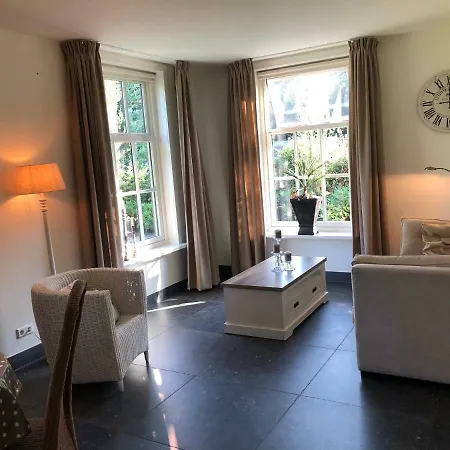 Casa de Férias Nette Vakantie Woning Aan De Rand Van De Bossen Van *