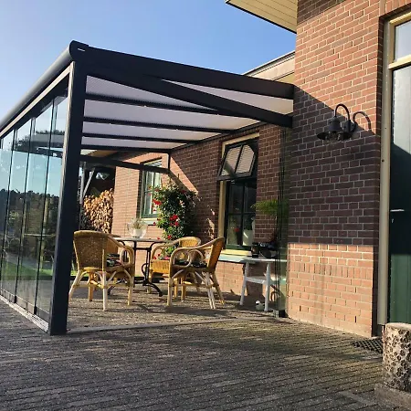 Nette Vakantie Woning Aan De Rand Van De Bossen Van Casa de Férias