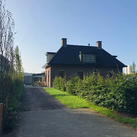 Nette Vakantie Woning Aan De Rand Van De Bossen Van Casa de Férias