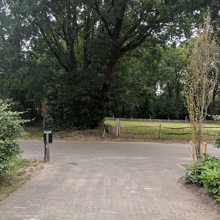 Nette Vakantie Woning Aan De Rand Van De Bossen Van Casa de Férias *