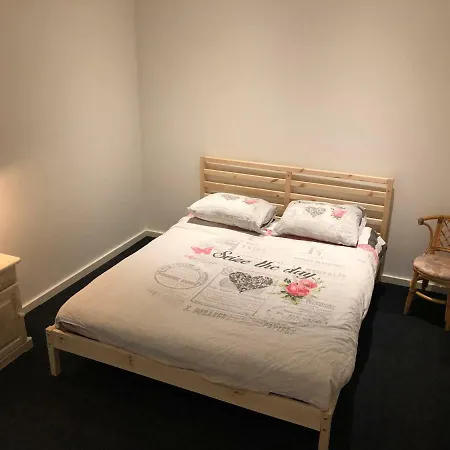Nette Vakantie Woning Aan De Rand Van De Bossen Van